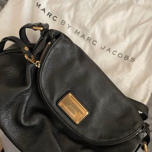MARC JACOBS BLACK LEATHER BAG